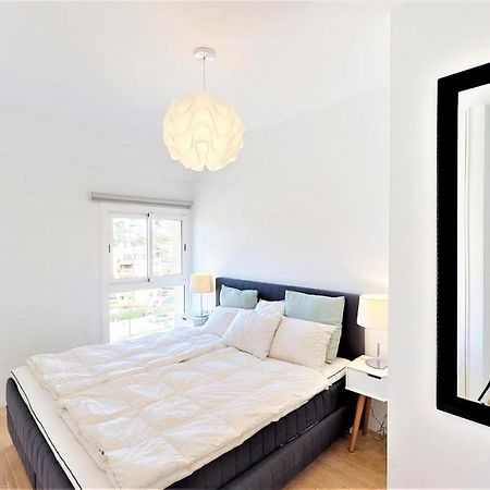 Olimpo - Fuengirola Beachfront Newly Renovated Apartment Dış mekan fotoğraf